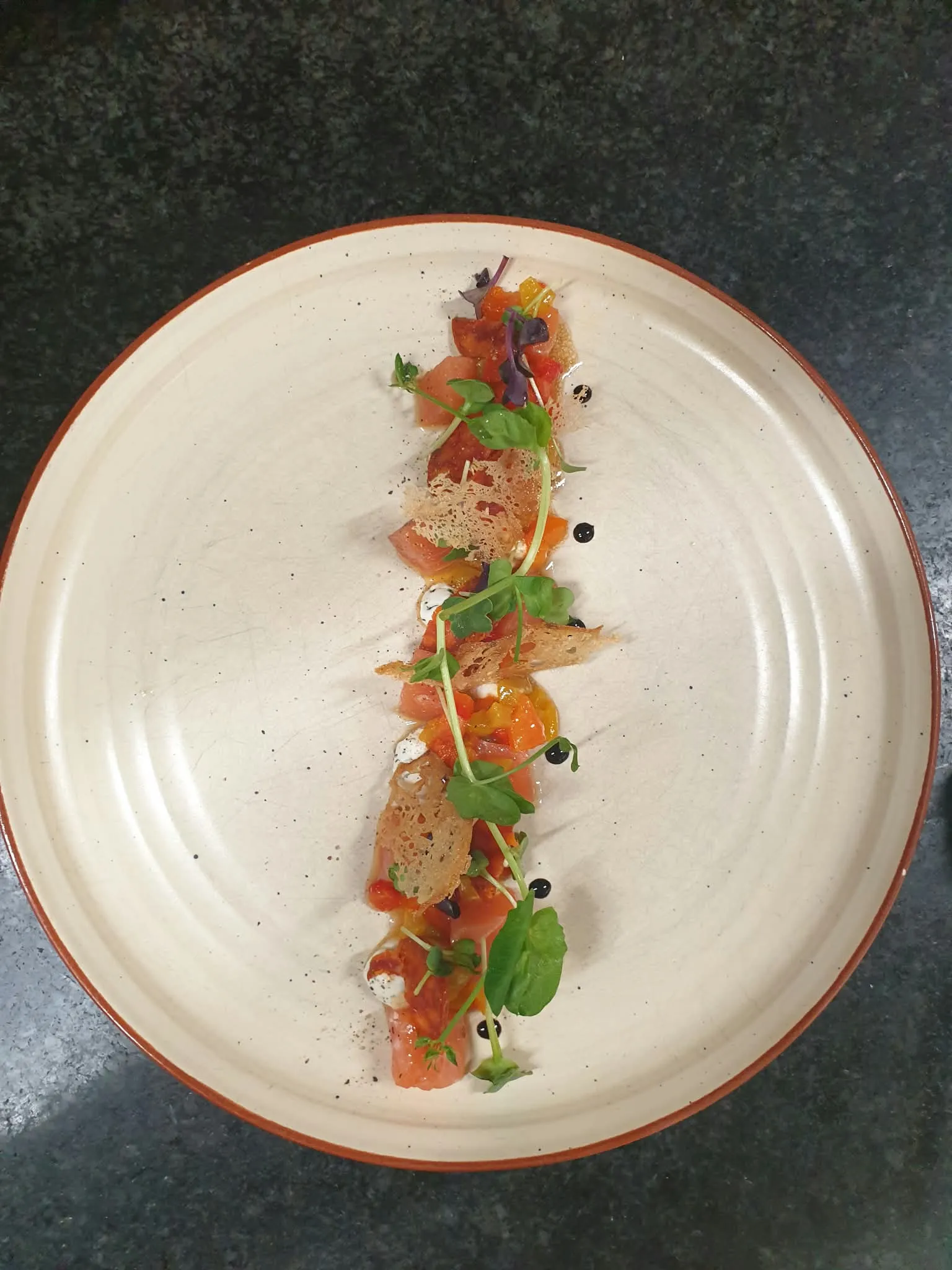 Plat et présentation traiteur par Valdi — photo 74
